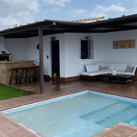 Chalet Piscina Privada Chiclana Solo Familias & Parejas *
