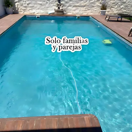 Chalet Piscina Privada Chiclana Solo Familias & Parejas *